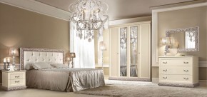Комод Тиффани штрих-лак/серебро (ТФКМ-1) в Полевском - polevskoy.ok-mebel.com | фото 2